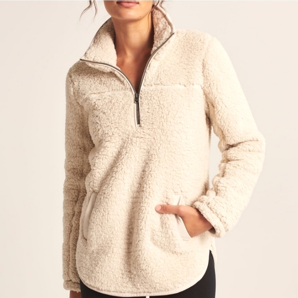 Abercrombie & Fitch Sherpa Pullover Sweatshirt - Picture 2 of 8